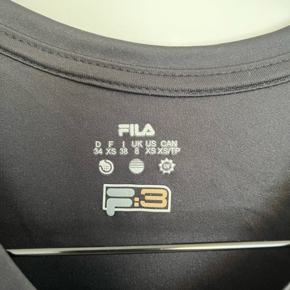FILA Women's Black V-Neck Top size XS - Picture 4 of 4